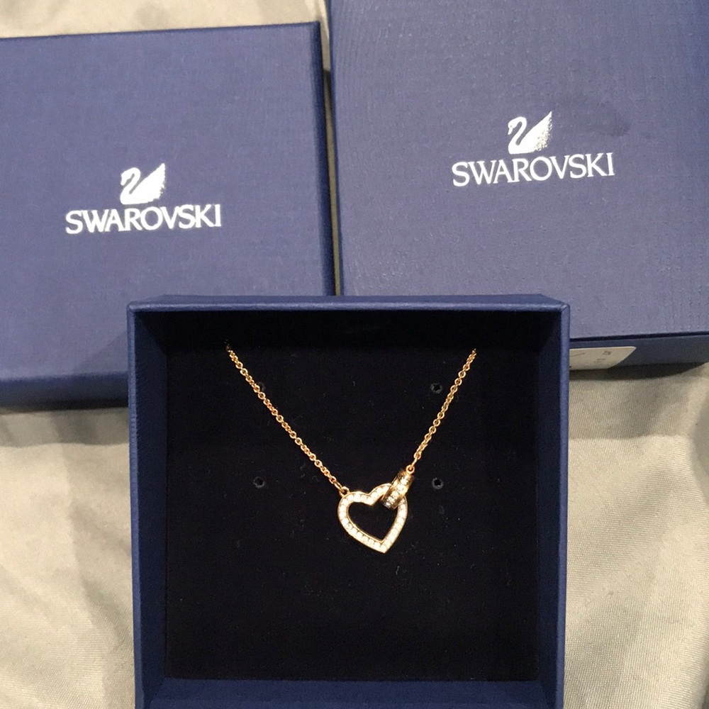 Swarovski crystal rose gold heart necklace reg$119